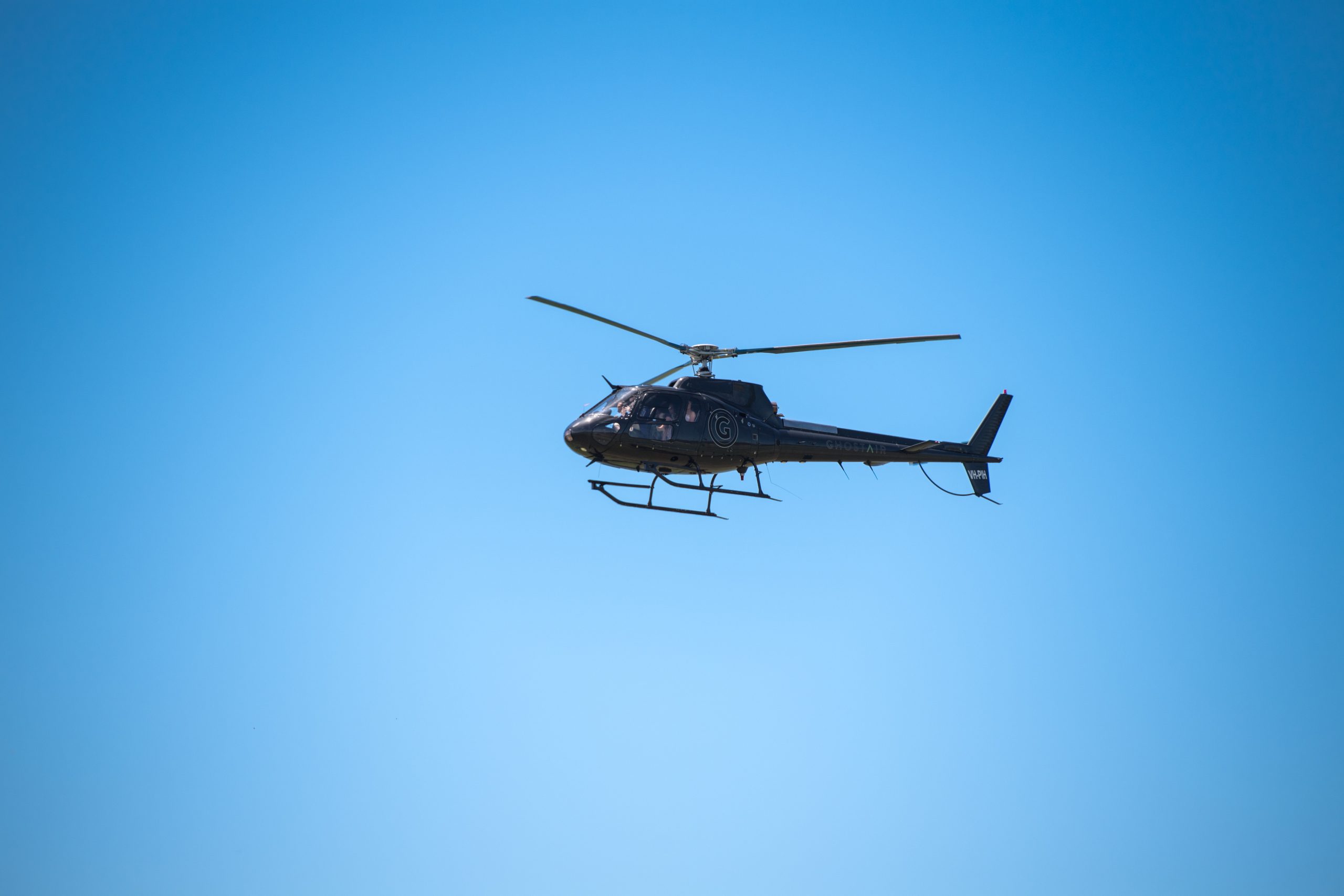 Helicopter arrival at the Sunshine Coast Turf Club.